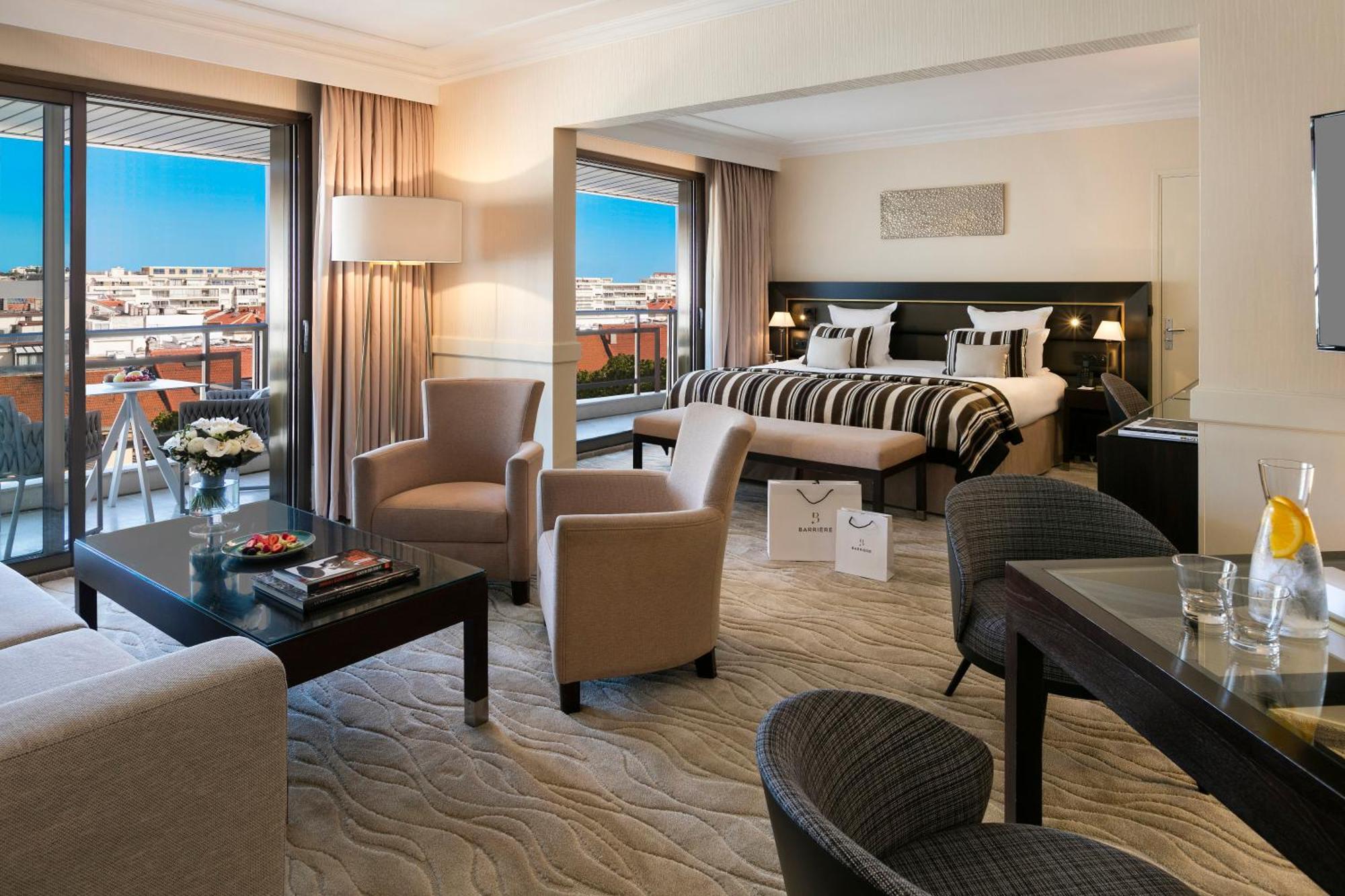 Hotel Barriere Le Gray D'Albion Cannes Exterior photo