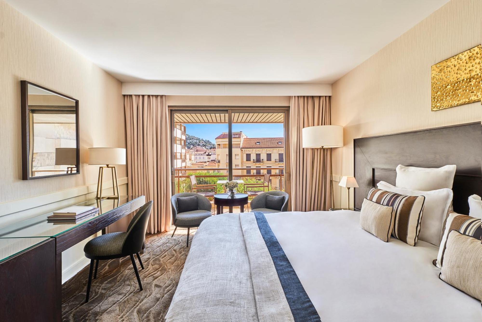 Hotel Barriere Le Gray D'Albion Cannes Exterior photo